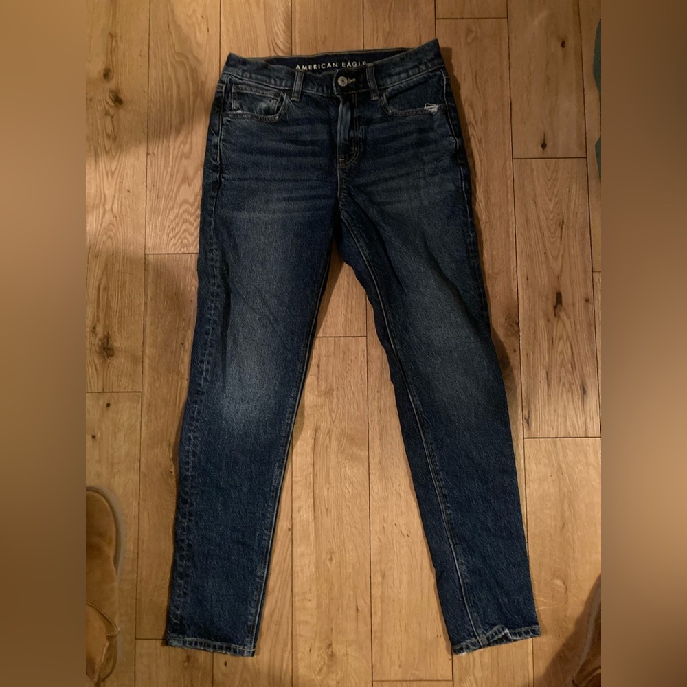 New American Eagle mom jeans dark wash size 2 short
